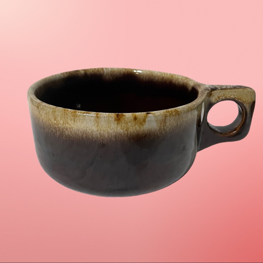 Western Stoneware Brown Drip Pottery Soup Mug with “D” Handle. Great Condition